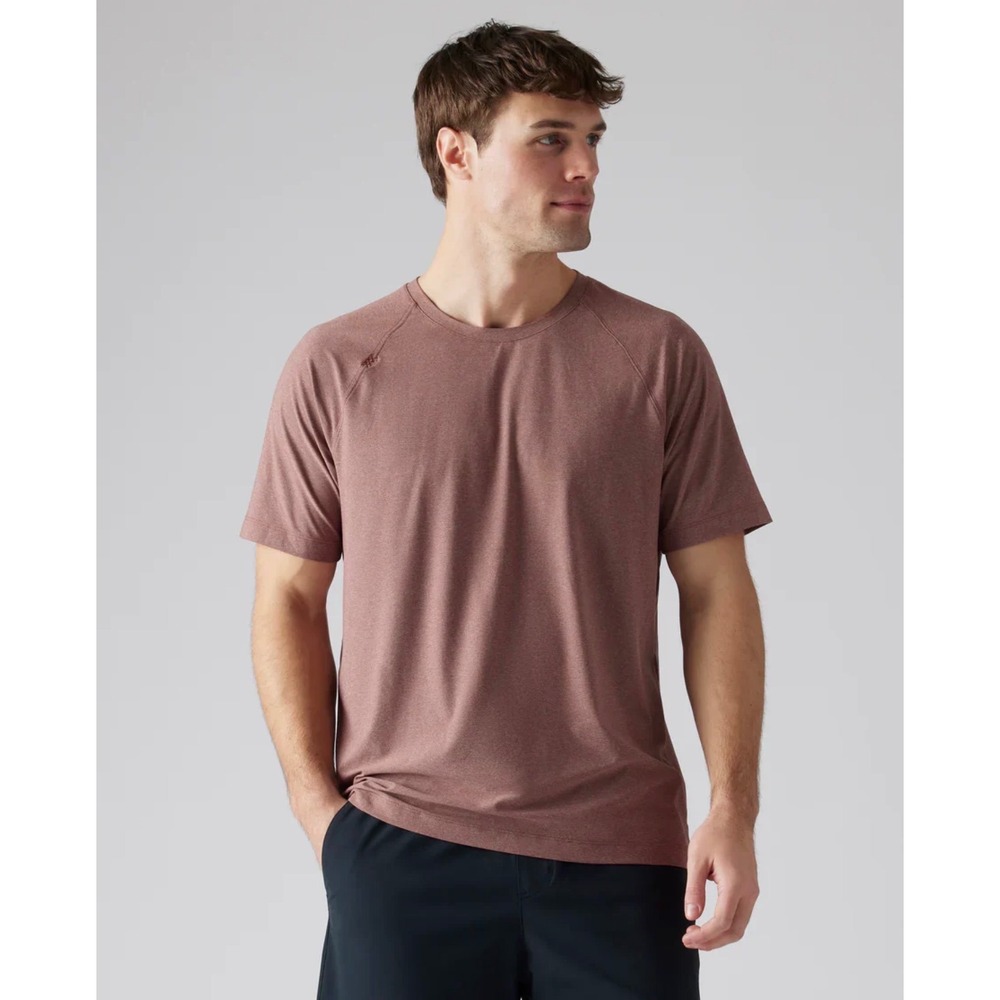 Rhone Reign Short Sleeve Training Tee Mens Medium Brown Heathered Gym Shirt